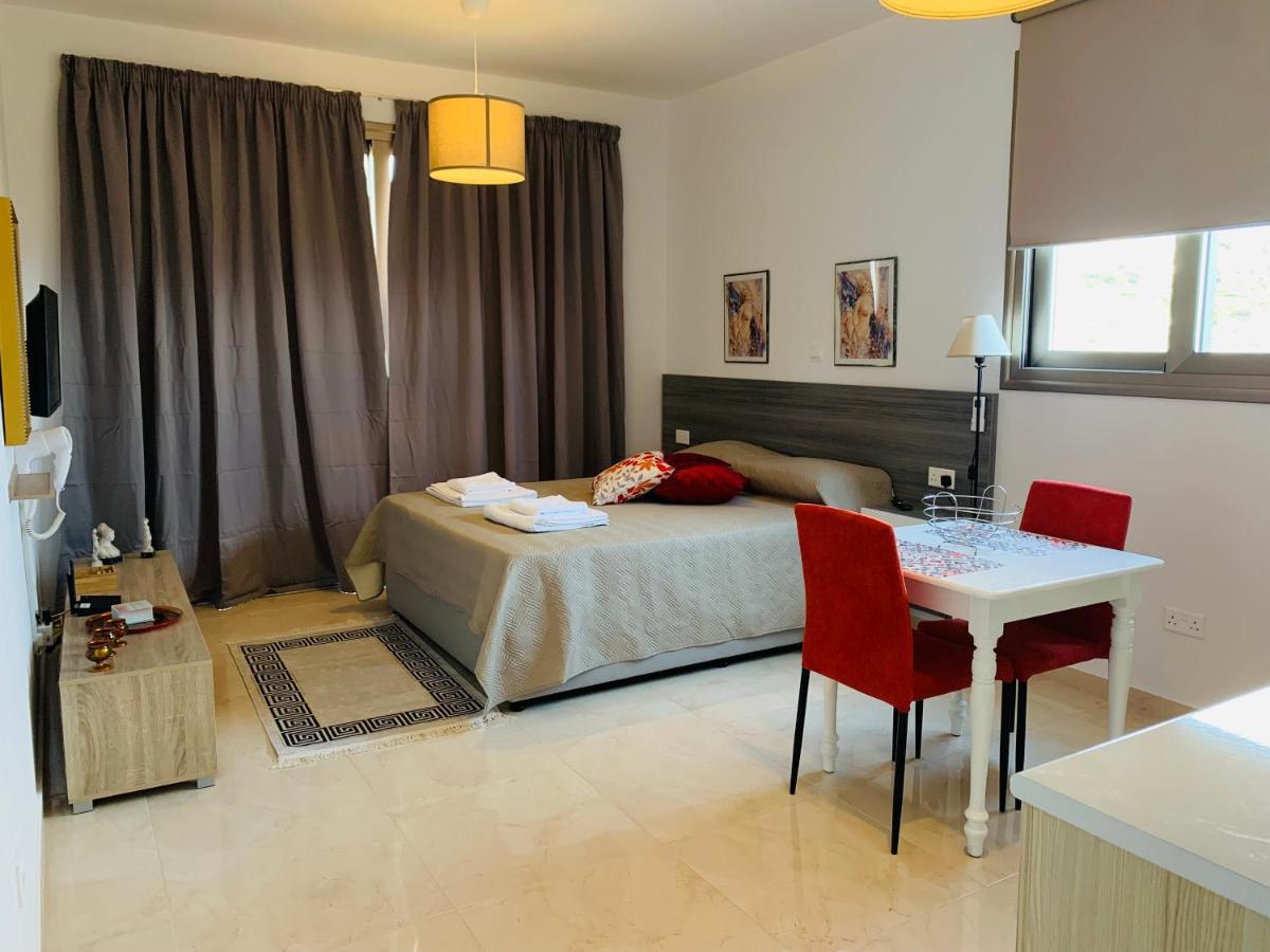 Harmony Seaview Apartments Paphos 外观 照片